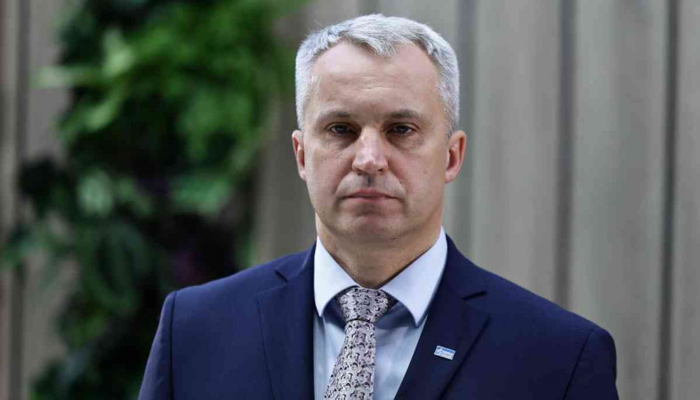 Юрий Азаров