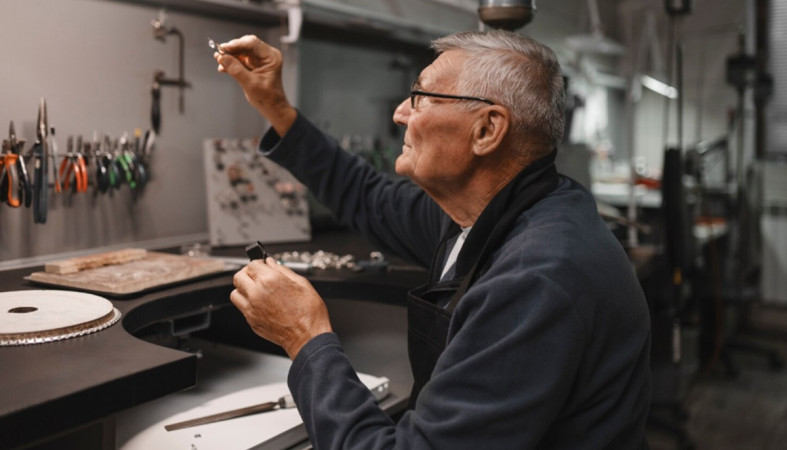 пенсионер в трудах пенсионер в трудах