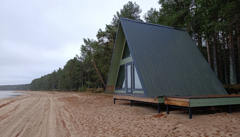 дом на берегу Онежского озера
