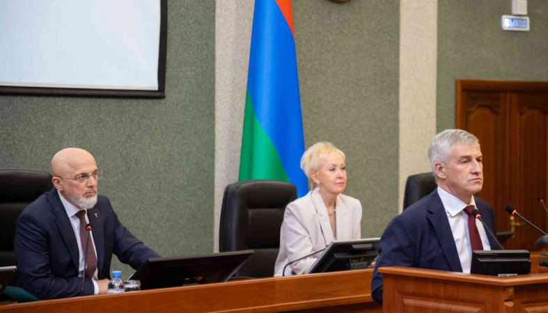 глава и депутаты