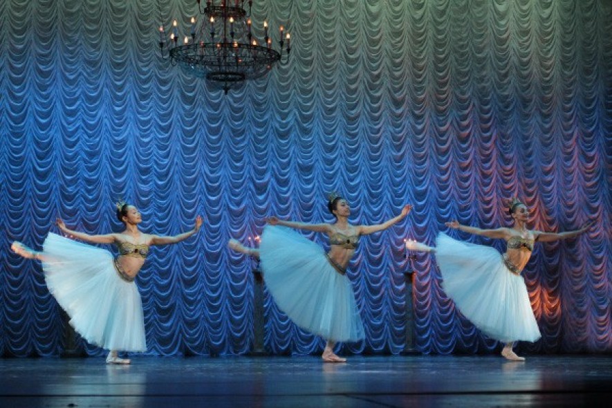 balet_0.jpg?itok=QbbcmdnM