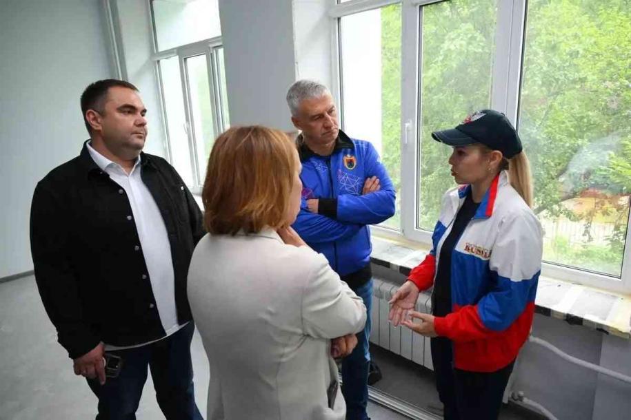 Глава в школе №12