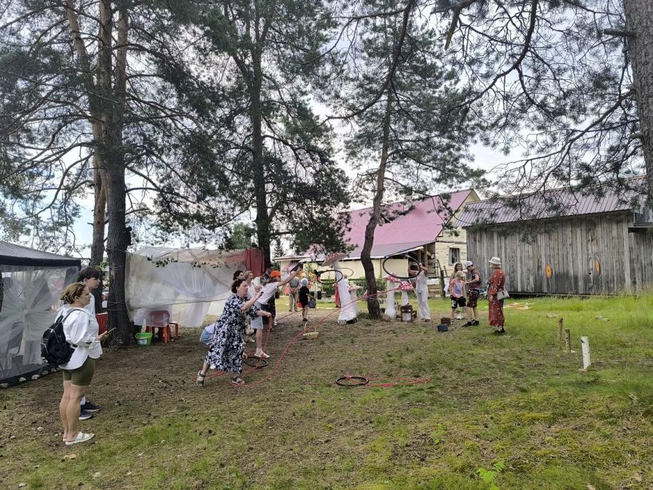 киндасовские забавы