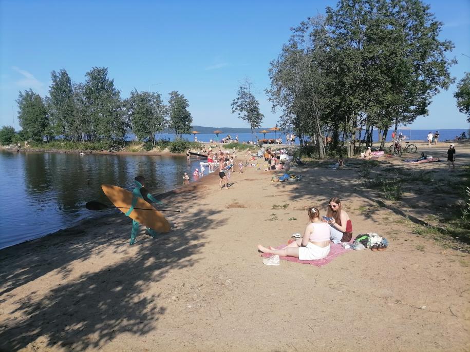 Лежаков не хватает 