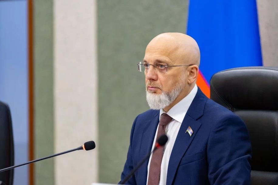 Элиссан Шандалович