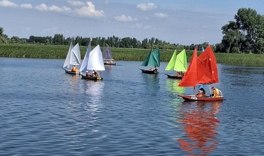 Путешествие скаутов по воде