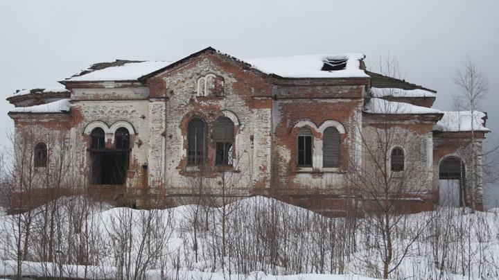 Храм в Кончезере разрушенный