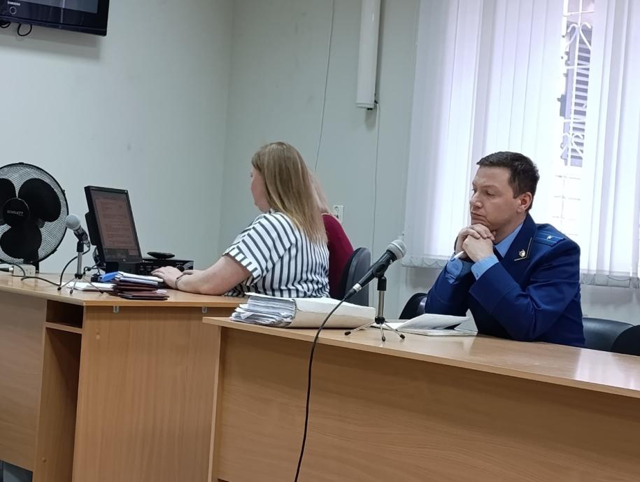 в зале заседаний