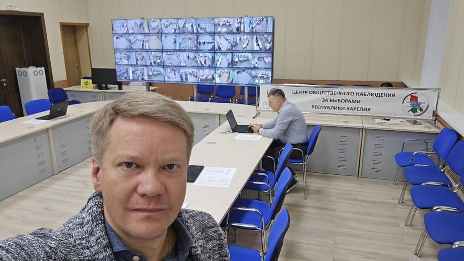 Александр Баталин в Центре общественного наблюдения 