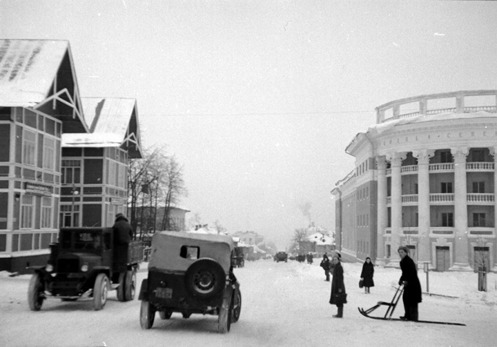 Проспект Ленина в Петрозаводске. 1950-е гг. Национальный музей Республики Карелия
